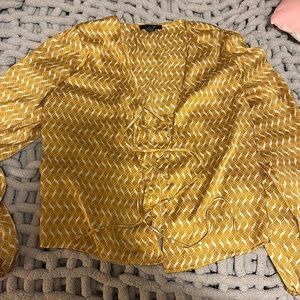 Patterned tie up shirt